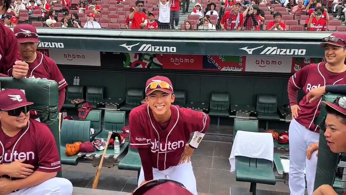 今日の円陣は #宗山塁 選手📣 「今日、僕の中学校の担任の先生が来ています。 勝ったら勝率5割なので、交流戦の最後を勝って オリックス戦に繋げましょう。さぁいこう!」 #RakutenEagles #キ!