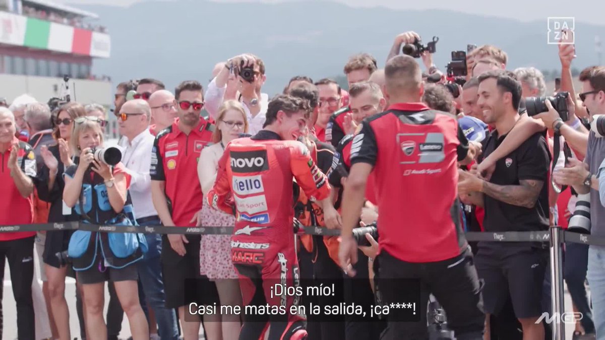 "Literalmente nos hemos cagado en los pantalones" 💥 ¡QUÉ MOMENTO! Marc Márquez hablando con su equipo sobre los problemas en la salida de la sprint de Mugello 👀 #ItalianGP 🇮🇹 #MotoGP 🏁