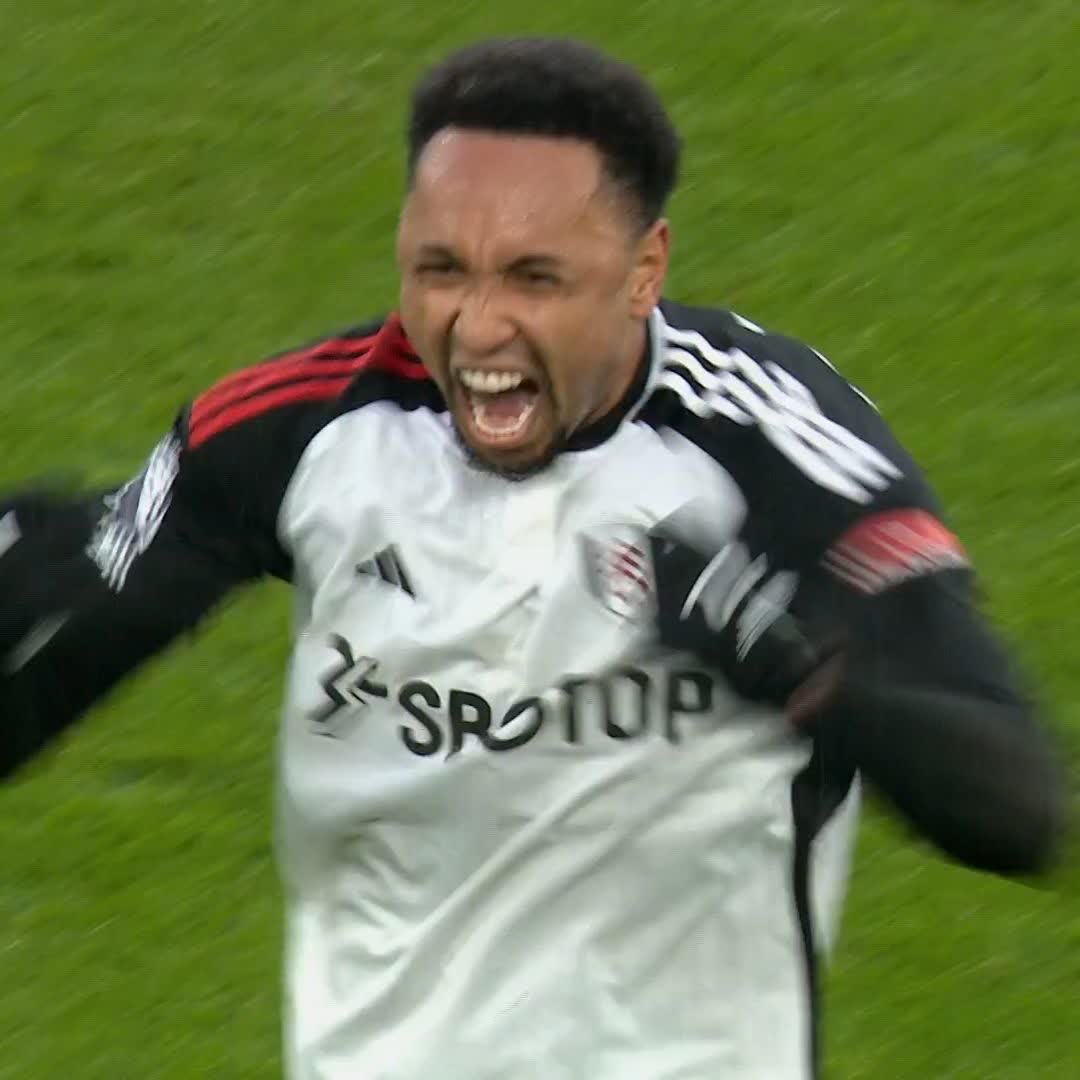 BREAKING: Everton are in discussions to sign Fulham right back Kenny Tete however there is still work to do before a deal is complete 🚨 Tete will become a free agent after his Fulham contract expires at the end of June 🔵