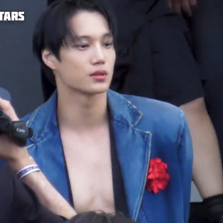 the screams for KAI #KAIxPrada #KAIxPradaSS26