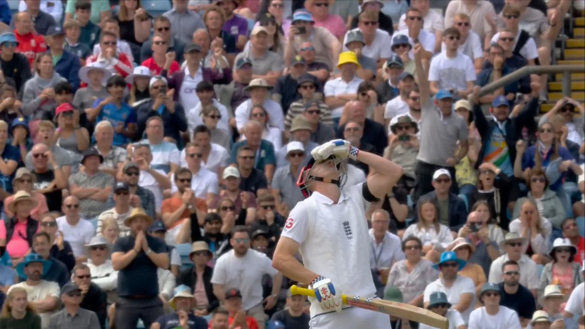 Harry Brook is out for 99! 😫
