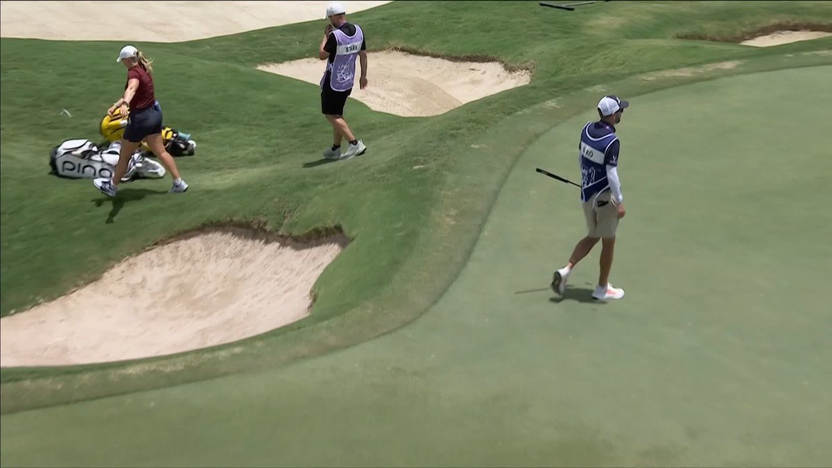 "Majors will sometimes get all of your emotions and then some" 😳 Swede Maja Stark snaps her putter! 💥