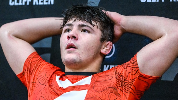 Bo Bassett has de-committed from Iowa.