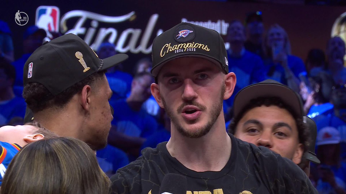 "Where's Unc?" 🤣 2-time Champion Alex Caruso soaking it all in 🙌