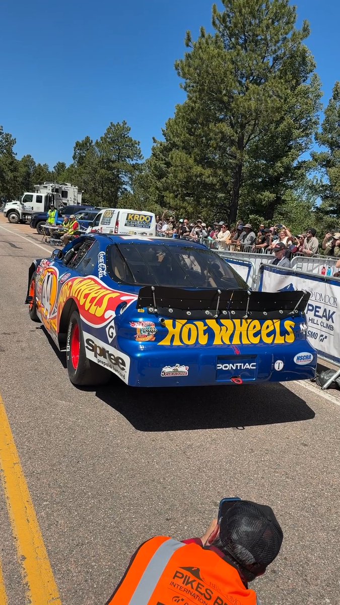 Wait for it… JR Hildebrand lets the bald eagles loose at the Pikes Peak Hill Climb in Kyle Petty’s 90s Hot Wheel Cup car. #RACER
