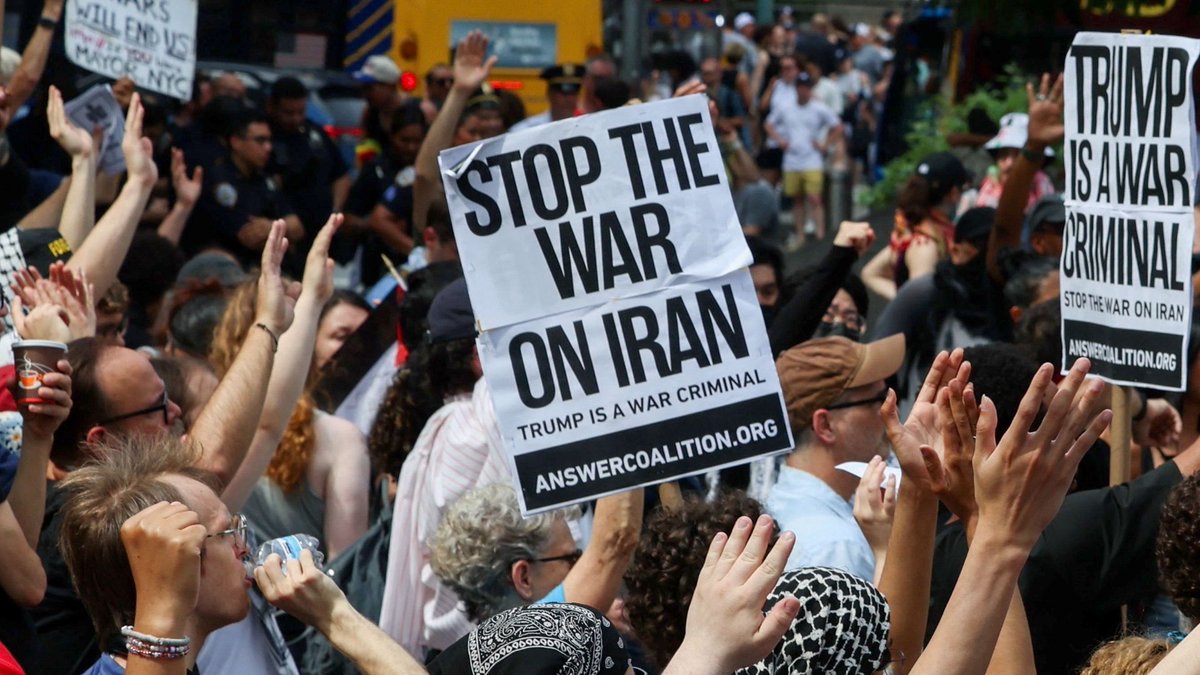 BBCニュース - 世界各地でアメリカに対する抗議デモ、イランの核施設攻撃で