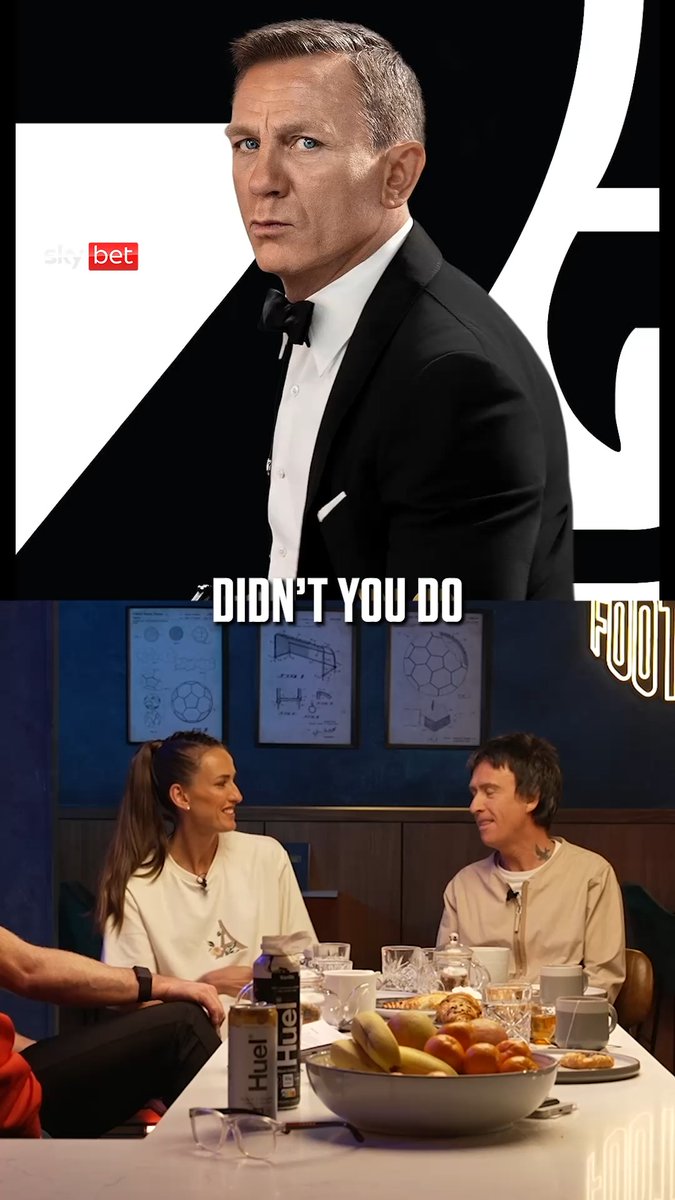 "I went yes... yes! I'll come down tomorrow!" 🔥 Johnny Marr 🤝 James Bond, a match made in heaven! 🎬