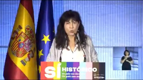 #EnDirecto | Ana Redondo pide ser "el dique de contención" frente a la "ola reaccionaria que amenaza con devolvernos al armario": "Amenaza con la vuelta a la ley de vagos y maleantes, amenaza con una España en blanco y negro propia del NODO, esa España triste"
