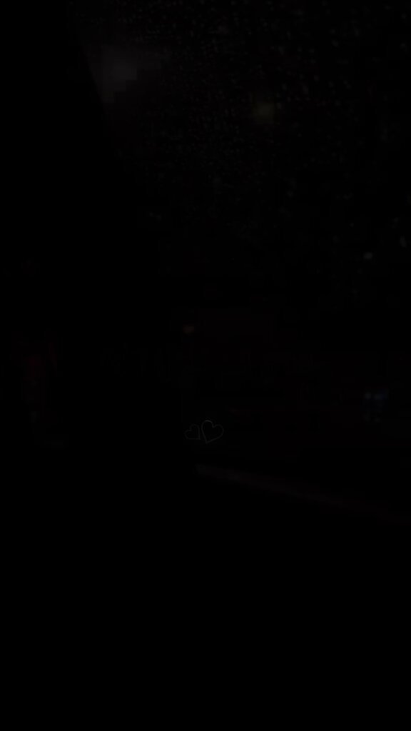 الي يمر من هنا دعوة لجدتي توفت قبل اسبوع جزاك الله خيرا🖤