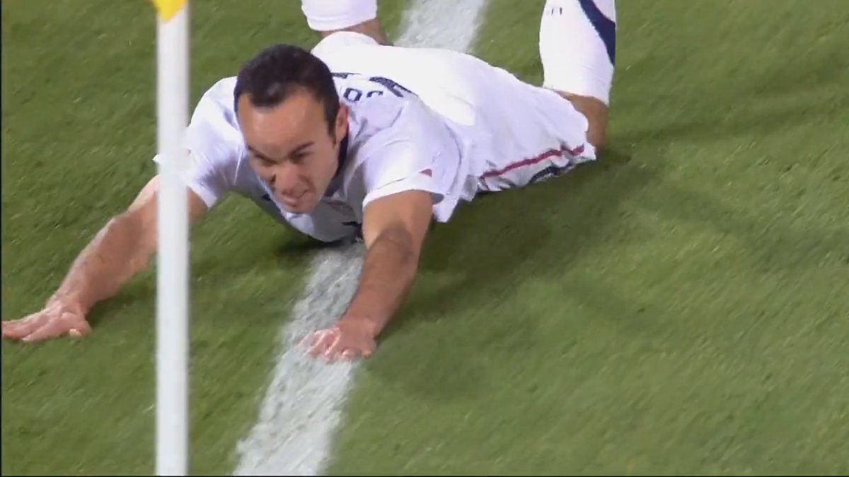 "GO GO USA" 🇺🇸 OTD in 2010, Landon Donovan inspired an entire nation after scoring one of the most iconic game-winners for the U.S. Soccer Men's National Team against Algeria in the FIFA World Cup!