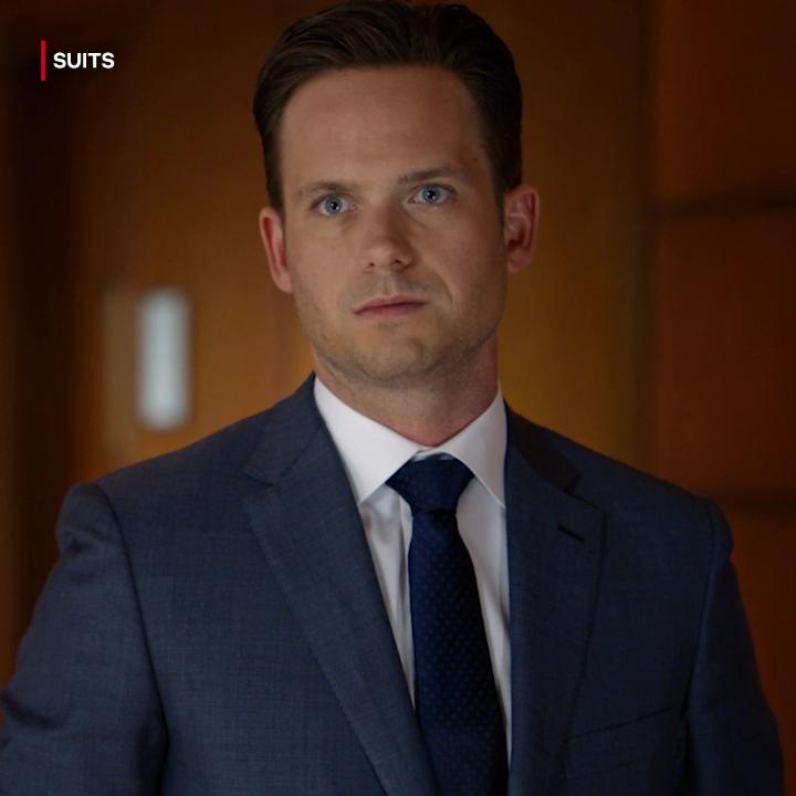 Pengacara bukan sembarang pengacara memang Mike Ross ini...