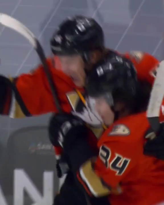 Philadelphia Flyers Fun fact: Trevor Zegras and Jamie Drysdale scored their first NHL goals within minutes of each other! Drysdale even assisted on Zegras' goal! 🤝