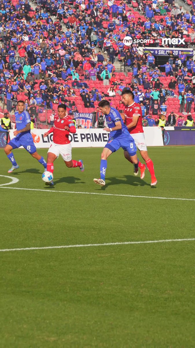 🧐👀🔵 ¿Era infracción a favor de los Azules? Los jugadores de #LaU pidieron falta por esta entrada a Lucas Di Yorio en la puerta del área, pero el juez desestimó los reclamos. Disfruta de la #LigaDePrimera 2025 por TNT Sports Premium y #TNTSportsenMax 📲💻 Link en la BIO 📍