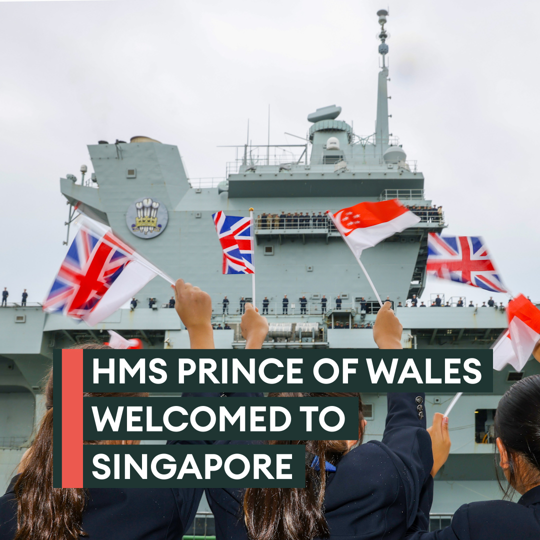 HMS Prince of Wales has docked in Singapore 🇸🇬 The Royal Navy flagship continues her Indo-Pacific mission with #CSG25, Enjoy the stunning views from the bridge👇🤩
