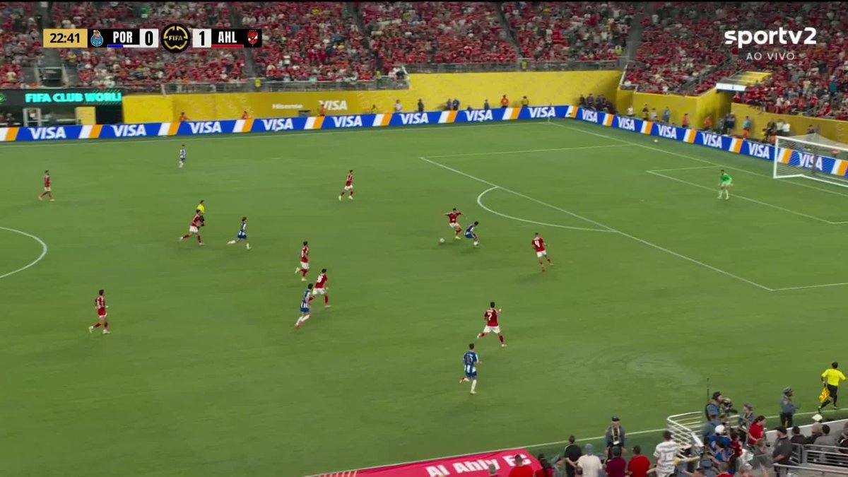 O golaço de Rodrigo Mora. Porto 1x1 Al Ahly. 🎥 sportv | ge
