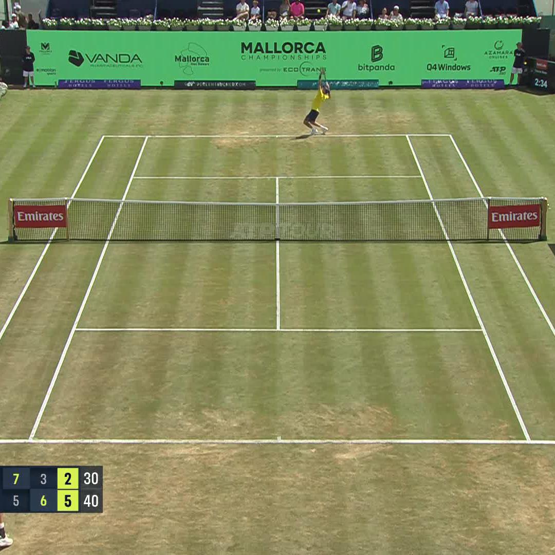Down but not out 😤 Bautista Agut recovers from a set and a break down to defeat Etcheverry 5-7 6-3 6-2! #MallorcaChampionships