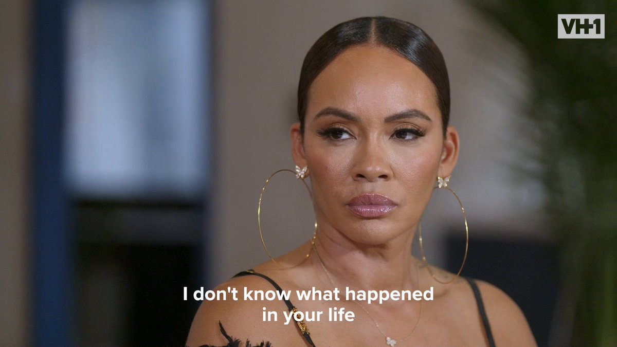 Whew! Chantel reached her breaking point with Jackie and blocked her! Meanwhile, the lines between motherhood and sisterhood are being crossed as the ladies hear each side of the story and offer advice. What do y'all think? Should Chantel and Jackie hash this out alone? Or should the sisterhood get involved? 👀 #BasketballWives