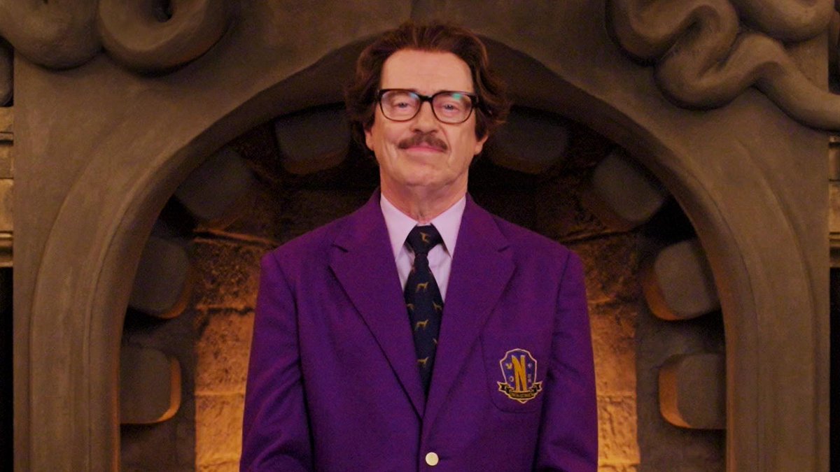 Please be seated. Nevermore Academy's Principal Dort has a rather dreadful lecture to share with you.