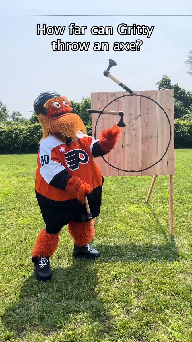 What can't he do?! 🪓 (🎥: Gritty)