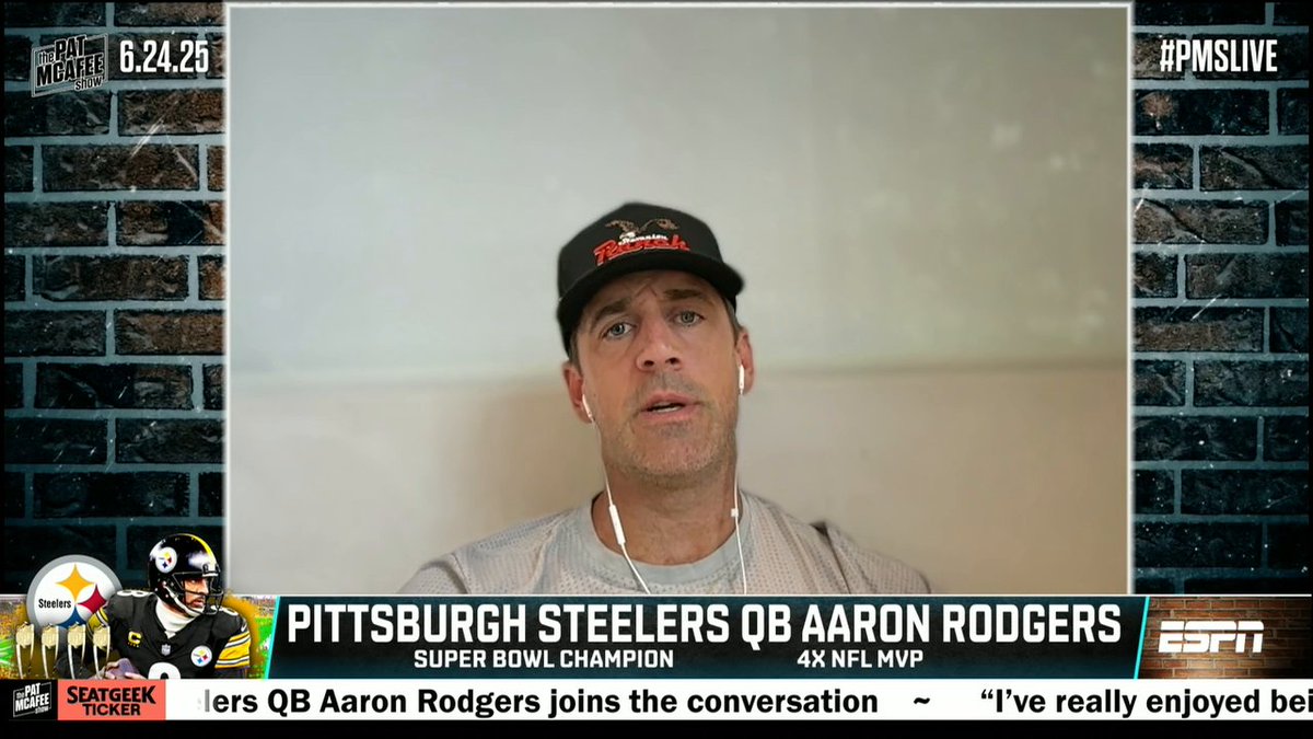 "I want to pass on everything that I've learned to these guys." Aaron Rodgers shares what his role on the Steelers will be ✍️