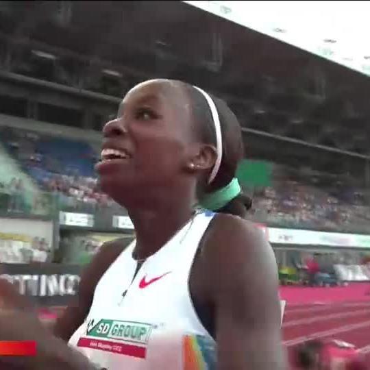 You can't stop her when she's on a mission 😏🇿🇦 Prudence Sekgodiso blazes to the finish in the Women's 800m 🏃♀️💨 📺 Stream #ContinentalTourGold on DStv: