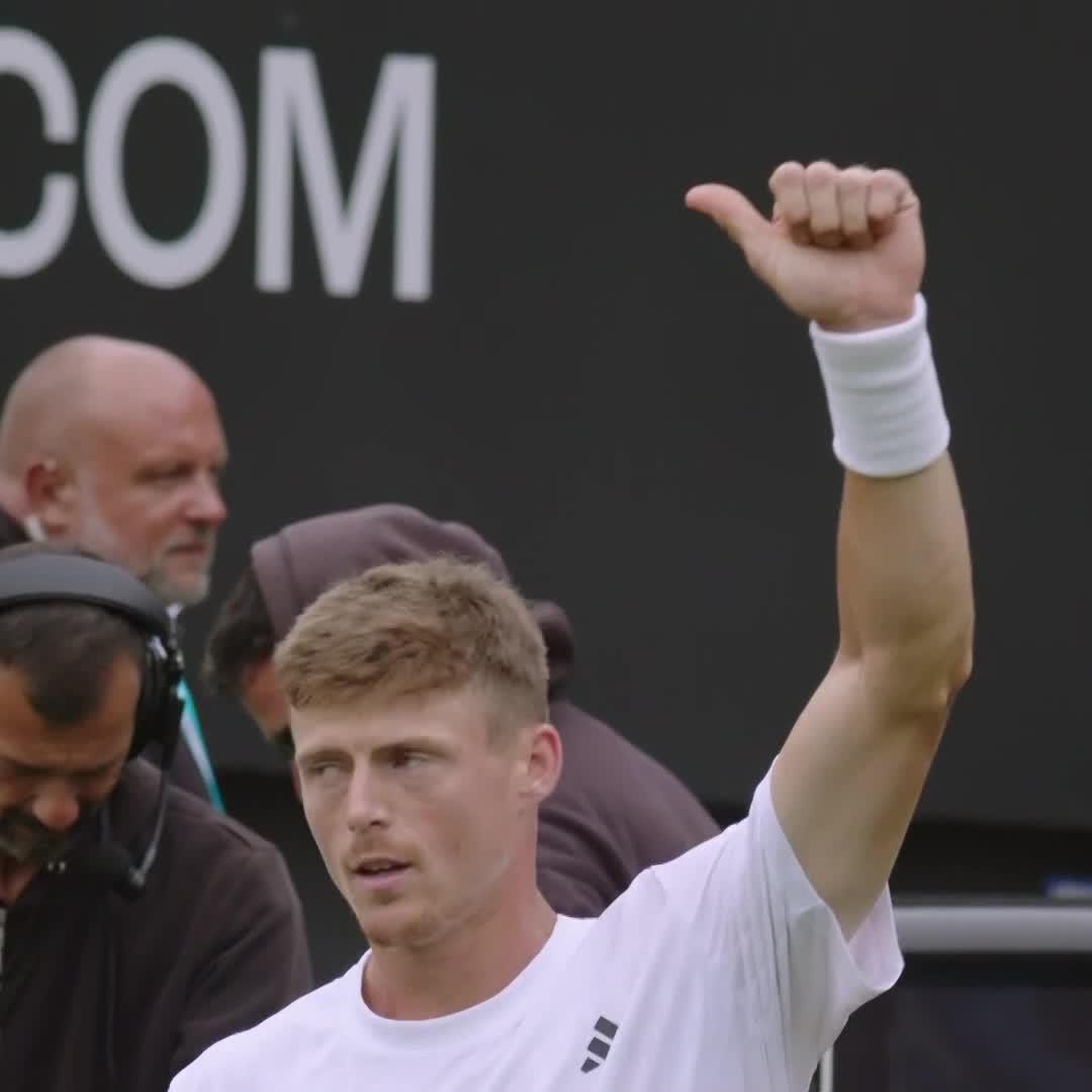 Second Career Top 100 Win! 🤝 Billy Harris takes out compatriot Norrie 6-4 6-4 to move on in Eastbourne #LexusEastbourneOpen