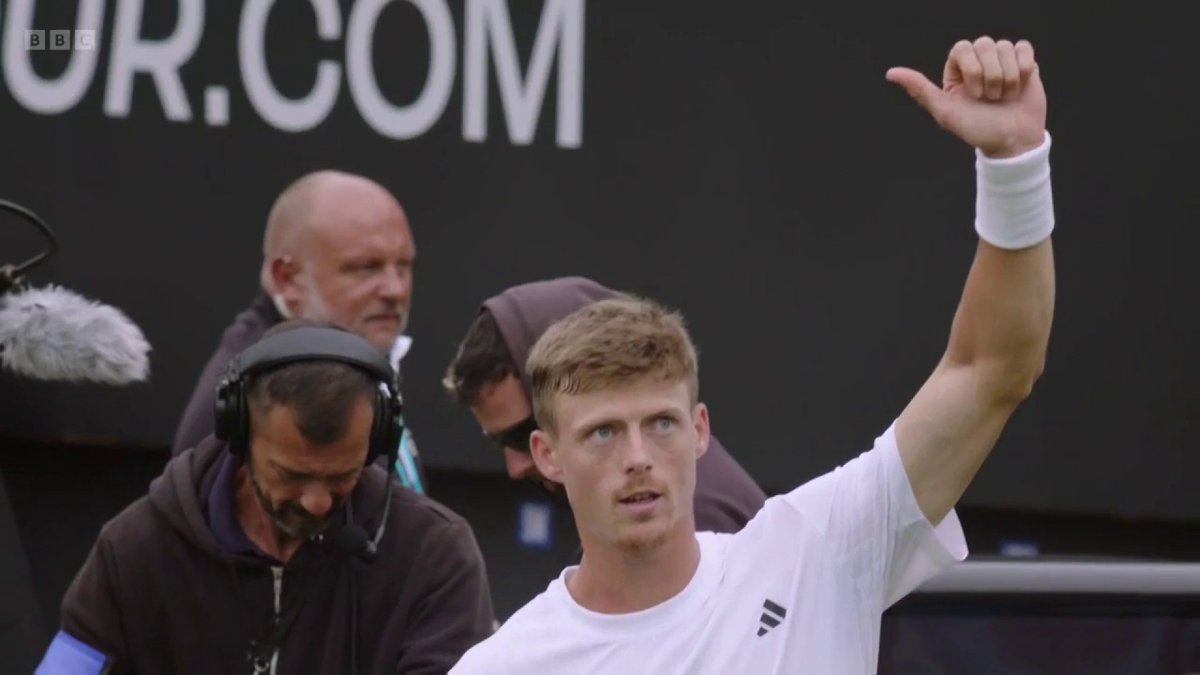 Job done for Harris ✅🇬🇧 A semi-finalist in Eastbourne last year, Billy Harris beats fellow Brit Cam Norrie to make it into the last 16.
