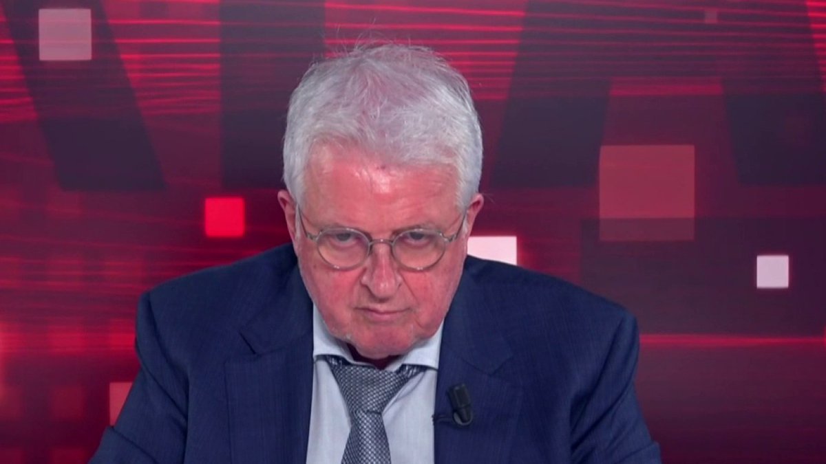 "Que le cessez-le-feu soit maintenu ou violé, l'Iran restera un pays menteur, tricheur, manipulateur et terroriste. Tout maintien du cessez-le-feu serait du pain béni pour l'Iran" Christian Malard, consultant diplomatique
