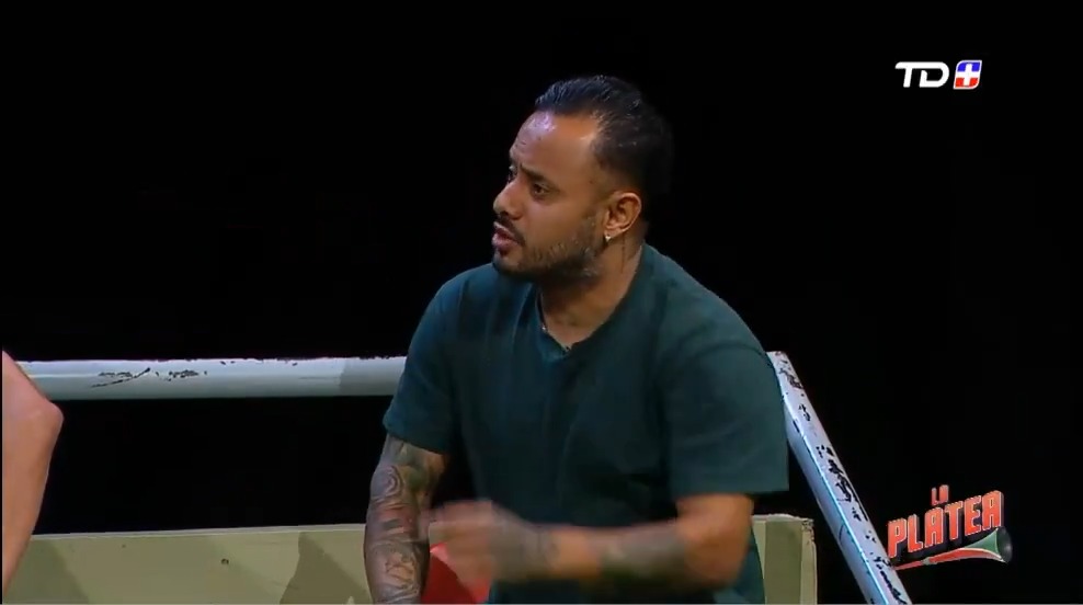 A Brandon Aguilera le están tirando como en su momento le tiraron a Walter Centeno y Bryan Ruíz