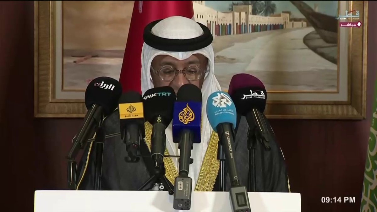 الأمين العام لمجلس التعاون الخليجي جاسم البديوي: ما قامت به إيران من هجمات صاروخية استهدفت إحدى القواعد العسكرية في قطر يمثل انتهاكا إيرانيا صريحا ومرفوضا