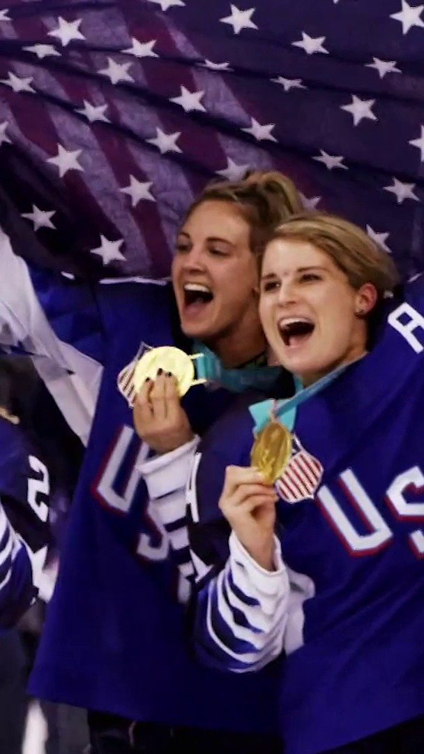 Olympic Gold Medalist, Hall of Famer, role model. Congrats, Brianna Decker! 👏