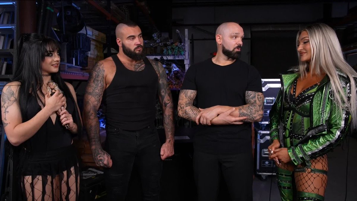 This is interesting... 👀 Looks like Tater will be in the corner of IZZI DAME for tonight's main event! 😮‍💨 #WWENXT