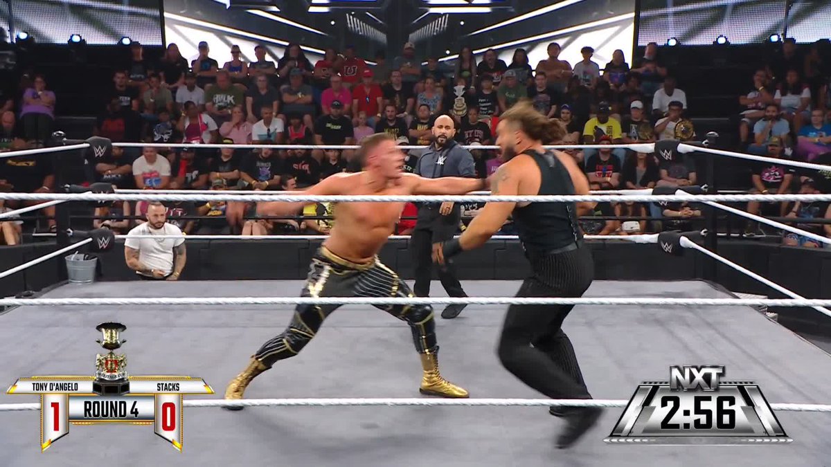 .STACKS 💵 is always one step ahead... The injured knee costs Tony D’Angelo and we are all tied up! 😳 #WWENXT