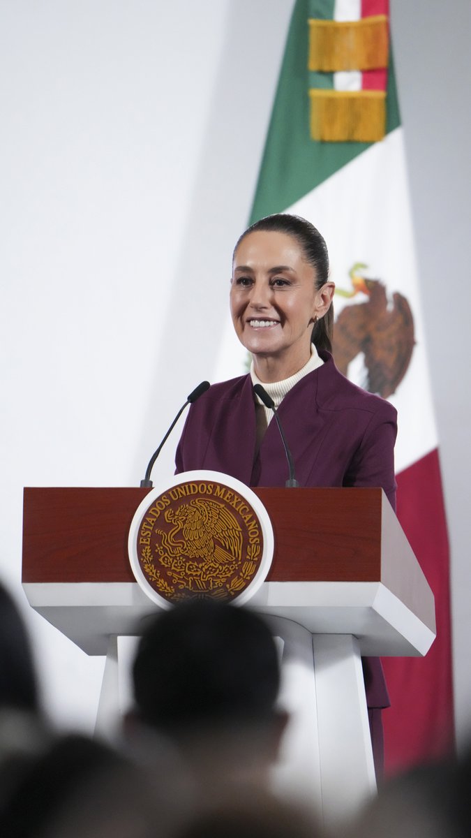 Las leyes que enviamos al Congreso en materia de seguridad, inteligencia y Guardia Nacional nos ayudarán a fortalecer la construcción de la paz y la seguridad en nuestro país.