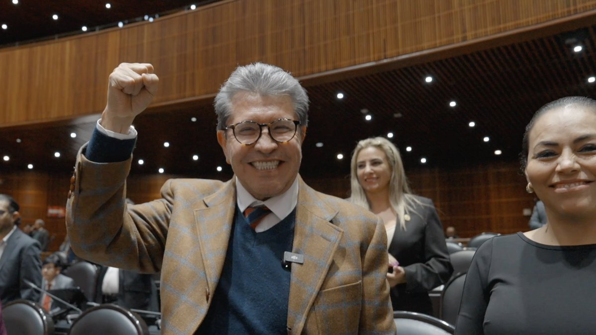 En la H. Cámara de Diputados aprobamos, con 351 votos en pro, la reforma a la Ley de la Guardia Nacional, fortaleciendo su marco jurídico y disciplina operativa, para garantizar seguridad y legalidad: reforma clave impulsada por la Presidenta Claudia Sheinbaum Pardo en favor del pueblo de México.