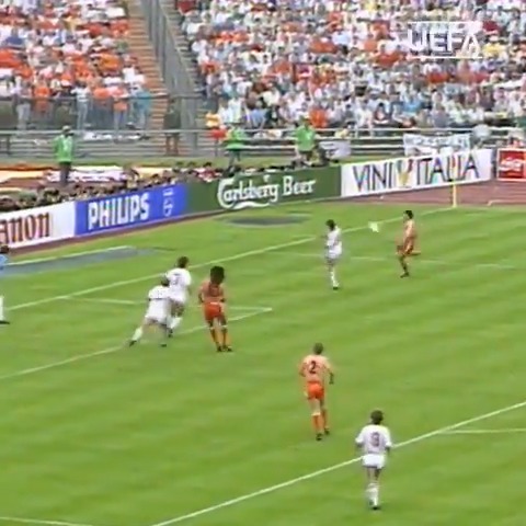 3⃣7⃣ years ago today Marco van Basten scored this stunning volley 🇳🇱 Is this the greatest Euros goal ever scored?