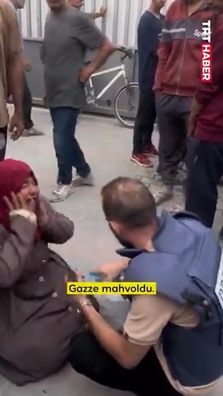 🔴 Gazze'de ailesini ve evini kaybeden yaşlı kadın: “Gazze mahvoldu, kimse bizi sormuyor bile.”