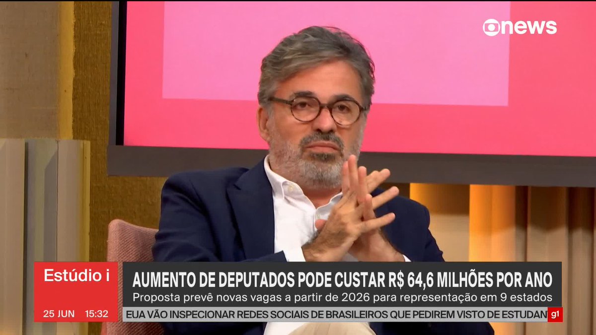 “E isso num Parlamento que não entrega. (...) Apesar de a gente ouvir aqui deputados e senadores dizendo que trabalham muito, essa não é a realidade. Com o advento do ‘orçamento secreto’, aí é que o Congresso deixou de se preocupar em entregar para a população, porque já há um naco em emendas, e emendas sem transparência, opacas. Essa não é uma briga do governo nem do ministro (do STF) Flávio Dino. A briga pela transparência no caminho do dinheiro é uma briga da sociedade brasileira, e que não pode ser colocada como uma questão ideológica do governo Lula ou como uma ação entre amigos do ministro Flávio Dino com o presidente da República. Não. O país tem o direito de saber para onde vai o dinheiro, e não é pouco dinheiro: estamos falando de R$ 50 bilhões em emendas que estão sob o controle do Parlamento. O mínimo que poderia fazer esse Parlamento que já trabalha pouco, de terça a quinta e olhe lá, é dar transparência à questão da emenda e ver onde vai cortar, também”, diz Marcelo Lins sobre a proposta para aumentar o número de deputados, o que custaria R$ 64,6 milhões por ano aos cofres públicos. ➡ Assista ao #Estúdioi: #GloboNews