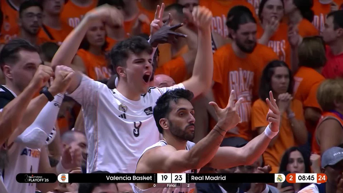 😱 Cuando absolutamente todo parece imposible... ¡APARECE Sergio Llull PARA HACER POSIBLE LO IMPOSIBLE! 📺 Basket en Movistar Plus+ | #ConectaConTuPasión #PlayoffLigaEndesa | Real Madrid Basket
