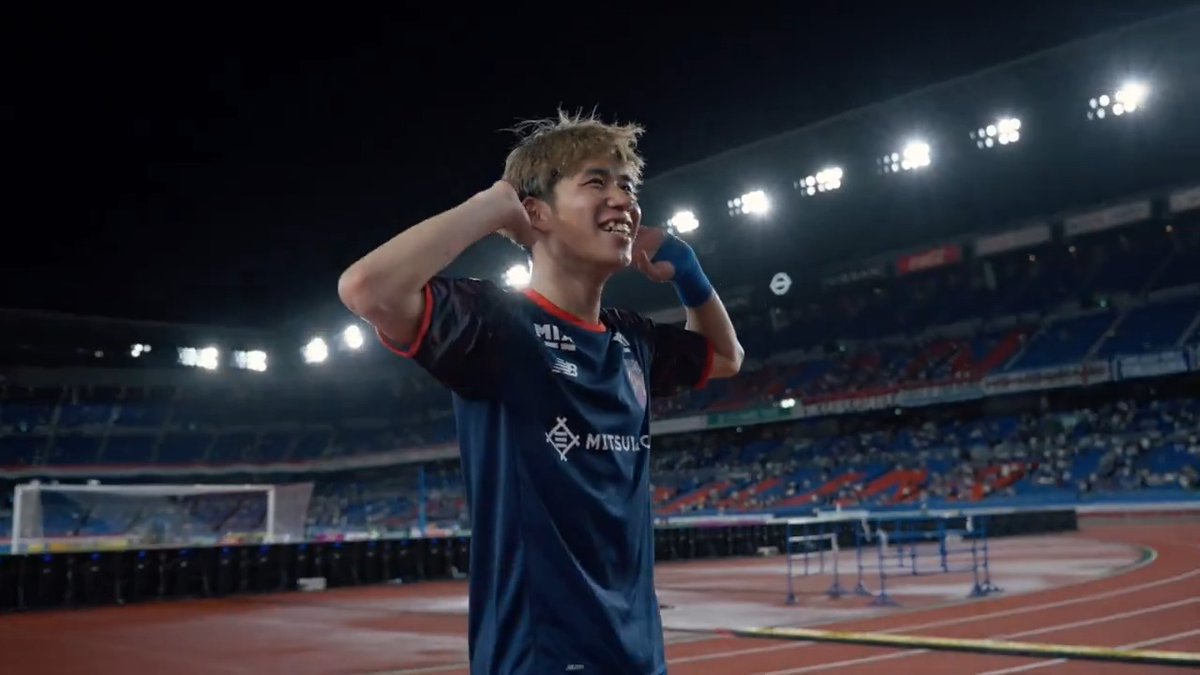 🔵🔴 昨日も大きなサポートをありがとうございました🙏 ヒーロー3人の✊✊✊🔵🔴です🤝 #佐藤恵允 #長倉幹樹 #野澤零温 #fctokyo #tokyo ️