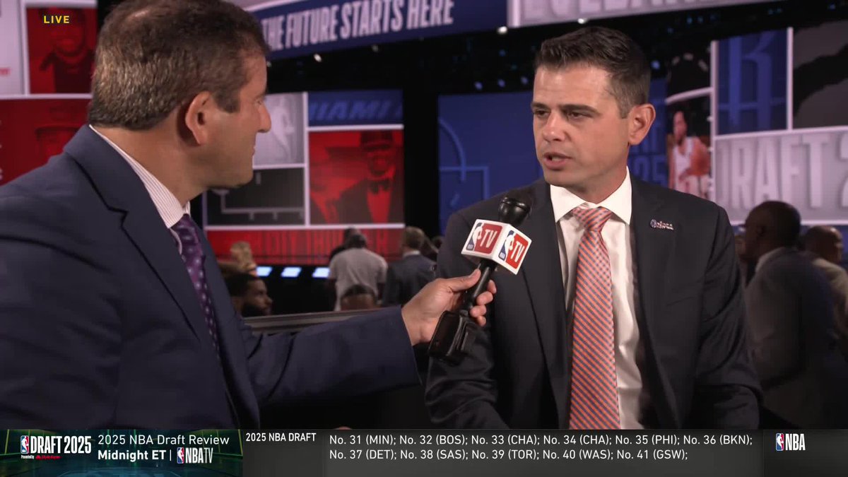 "Incredibly coachable, a guy that wants to be a leader... just has a great competitive nature about him." 🗣️ Andy Katz spoke with Florida HC Todd Golden about projected 1st-Rd pick Walter Clayton Jr.