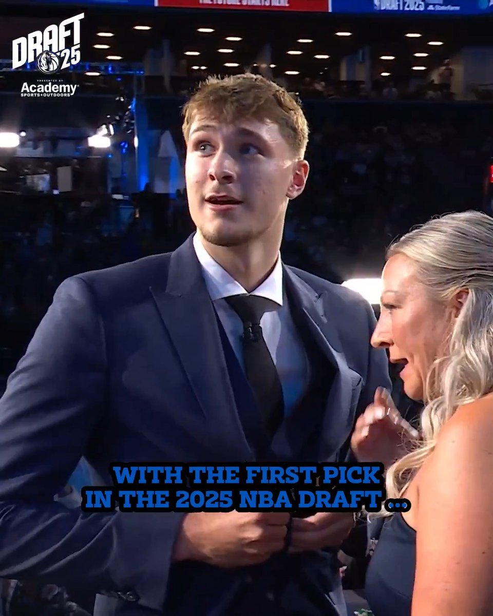 The moment we’ve waited for 🤩 Academy Sports + Outdoors // #FlaggCaptured #MFFL