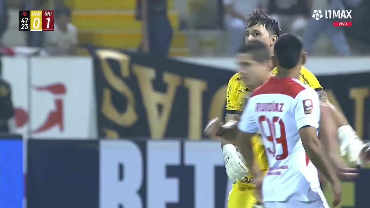 TERCER PENAL PARA LOS CREMAS 👀 #Grau 0-1 #Universitario 📺 Conoce cómo ver L1MAX en vivo 👉 #L1MAX #Liga1TeApuestoEnVivo #QueLaViolenciaNoNosGane