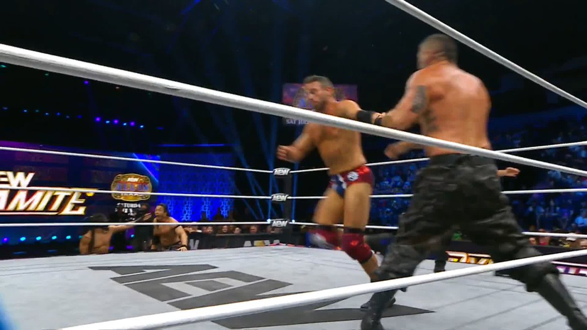 Don't take your eyes off of @RoderickStrong, Mark Briscoe! Watch #AEWDynamite LIVE on TBS &amp; MAX
