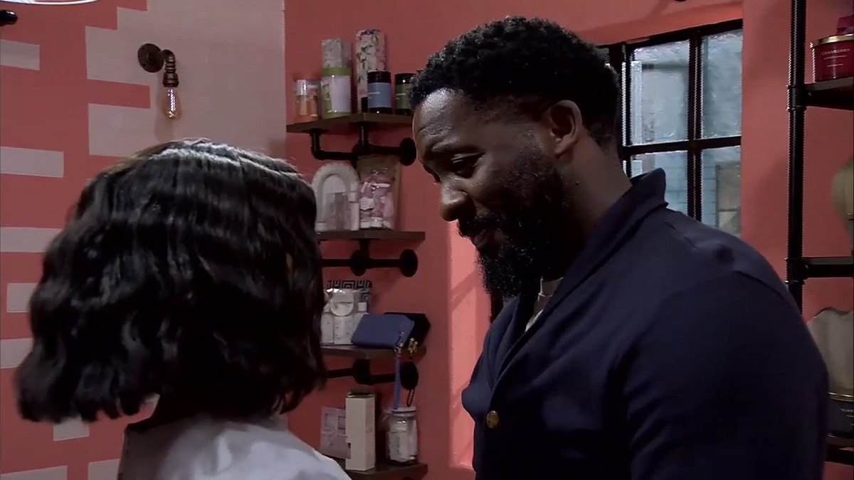 Dintle has accepted the isthembu proposal and just like that uMamncane ufikile! Nhloso ga a itse gore dintle o ipona e le ene fela mosadi wa gagwe.๐ #etvScandal