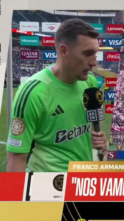 "Estábamos bien pero después de la expulsión cambió el partido". Franco Armani.