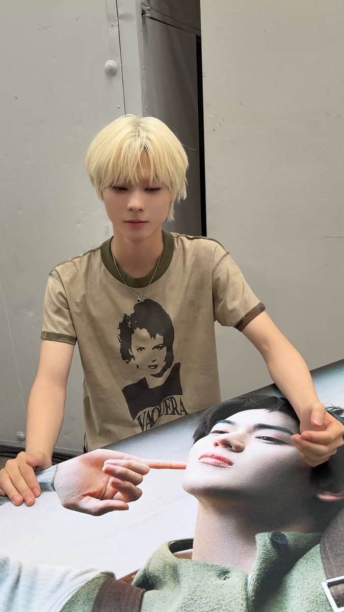 [#HONG] 요치 형 왜 거기 들어가 있어 얼른 나와 ㅎㅎ #POW #파우 #홍 #다정해지는법 #BeingTender