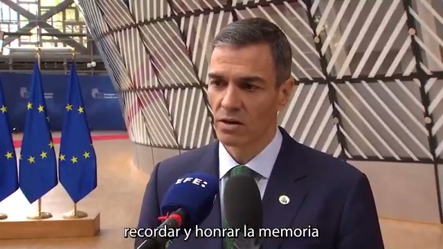 En las últimas 48h, cinco mujeres y un niño han sido asesinados, víctimas de la violencia machista. Vivimos una emergencia nacional y debemos actuar frente a ella. Todo el compromiso del Gobierno y del conjunto de la sociedad española para extirpar esta violencia estructural.