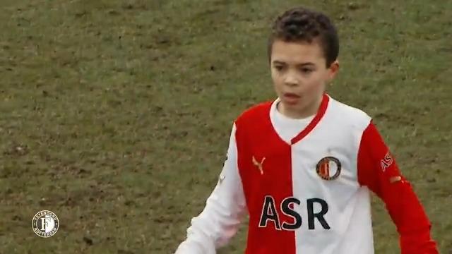 From a boy at Varkenoord to a champ at De Kuip. Q, go make us proud in the @PremierLeague! 🤩