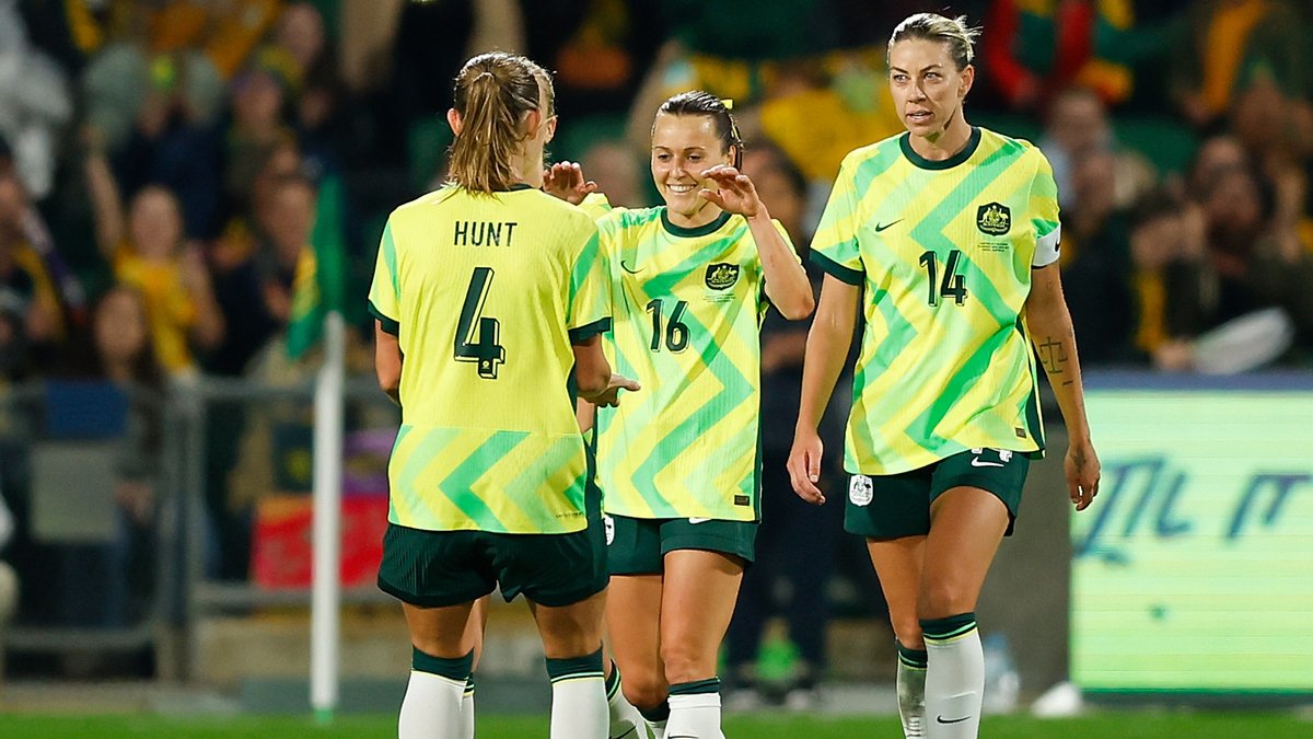 CommBank Matildas go back-to-back as Hayley Raso wraps up the tie just seconds after McNamara's goal! 🎥: 10 Football #Matildas #AUSvSVN #WAtheDreamState